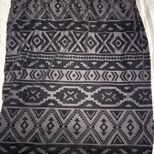 Express (M) BlackPatterned Skirt